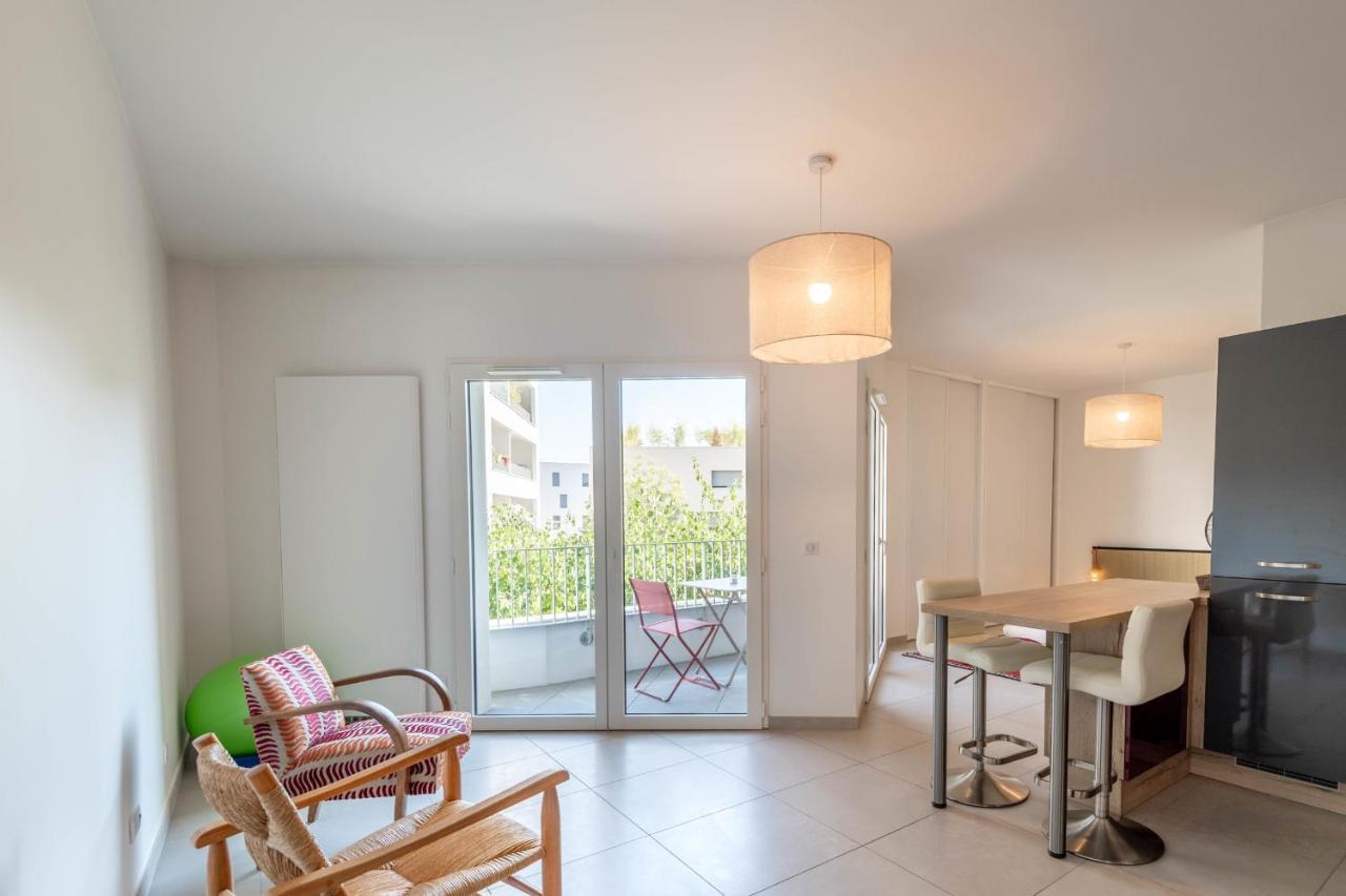Charming Apartment With Balcony And Parking Near The Center Of Annecy Buitenkant foto